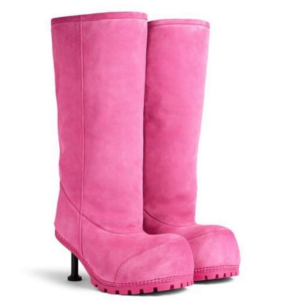 Balenciaga Alaska pink suede knee-high boot-heels
Worn once
(Heavy)
Size 39 - Picture 2 of 4